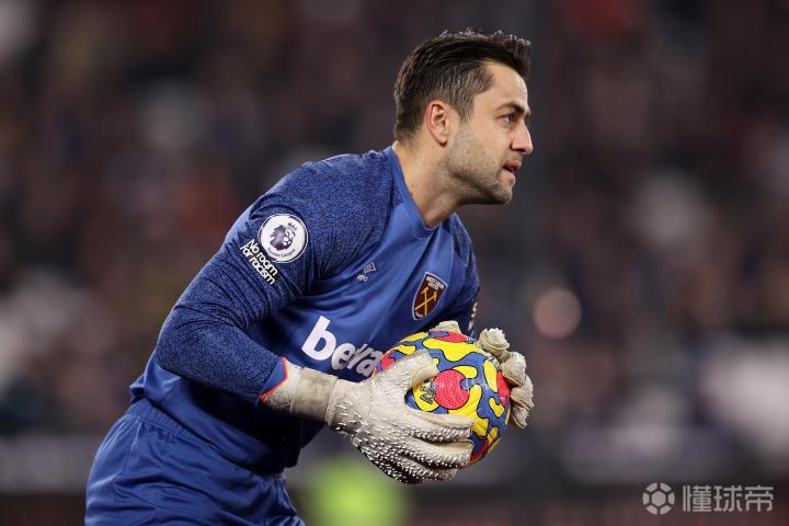 西汉姆发布备战花絮，集结日迎来里程碑，荷甲任务艰巨，细节决定成败的简单介绍